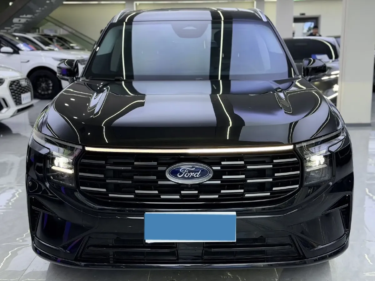 2025 Ford Edge 2.0T 252HP L4 8AT,autocango,china used car exporter,china ev exporter,chinese used car exporter,chinese used ev exporter