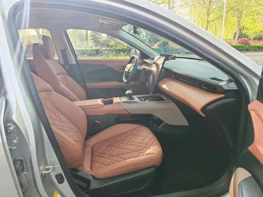 2024 ChangAn QiYuan A05 1.5L 110HP L4 E-CVT PHEV 18.99KWH,autocango,china used car exporter,china ev exporter,chinese used car exporter,chinese used ev exporter