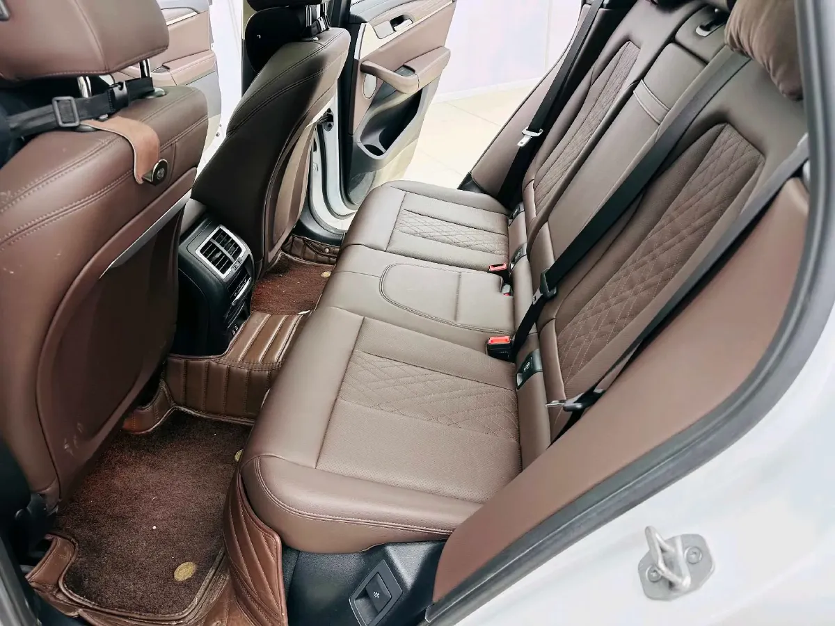 2023 BMW X3 2.0T 245HP L4 8AT,autocango,china used car exporter,china ev exporter,chinese used car exporter,chinese used ev exporter