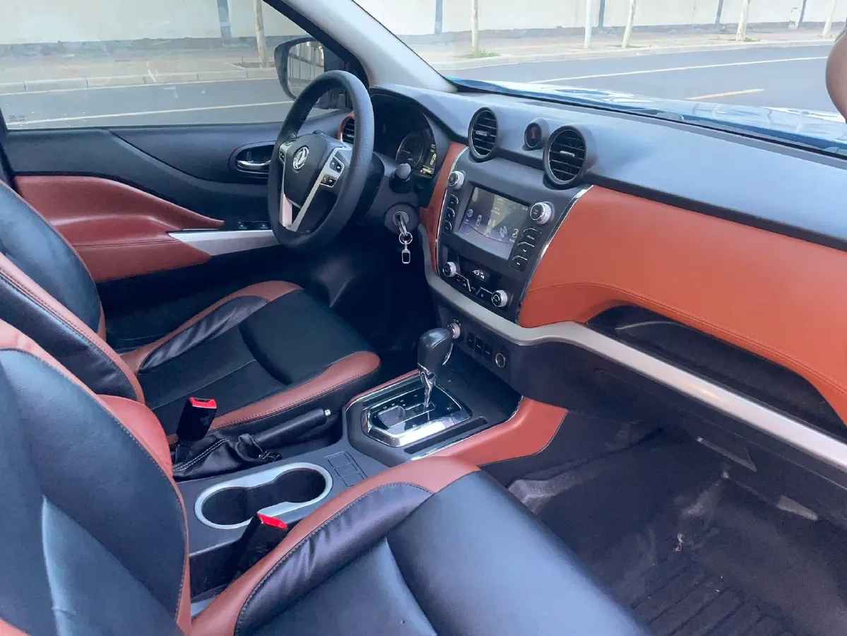 2019 Dongfeng RuiQi 6 2.5T 140HP L4 6AT,autocango,china used car exporter,china ev exporter,chinese used car exporter,chinese used ev exporter