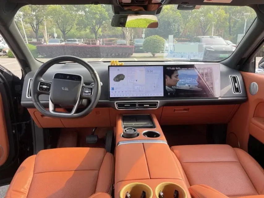 2023 Li L8 Range Extended 154HP REEV 40.9KWH,autocango,china used car exporter,china ev exporter,chinese used car exporter,chinese used ev exporter