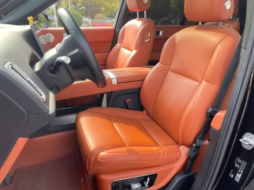 2023 Li L8 Range Extended 154HP REEV 40.9KWH,autocango,china used car exporter,china ev exporter,chinese used car exporter,chinese used ev exporter