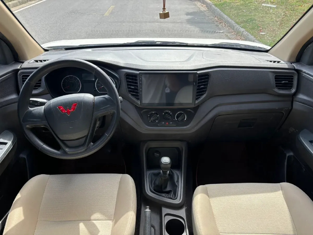 2022 JinBei Little Sea Lion X30 1.5L 102HP L4 5MT,autocango,china used car exporter,china ev exporter,chinese used car exporter,chinese used ev exporter