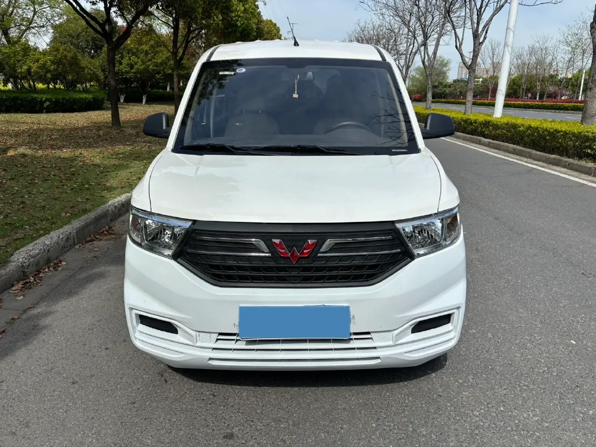 2022 JinBei Little Sea Lion X30 1.5L 102HP L4 5MT,autocango,china used car exporter,china ev exporter,chinese used car exporter,chinese used ev exporter