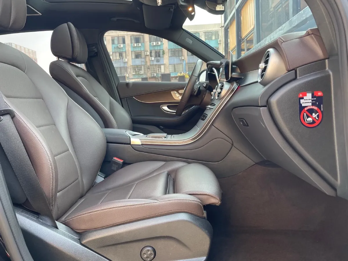 2022 Mercedes-Benz GLC Class 2.0T 258HP L4 9AT,autocango,china used car exporter,china ev exporter,chinese used car exporter,chinese used ev exporter