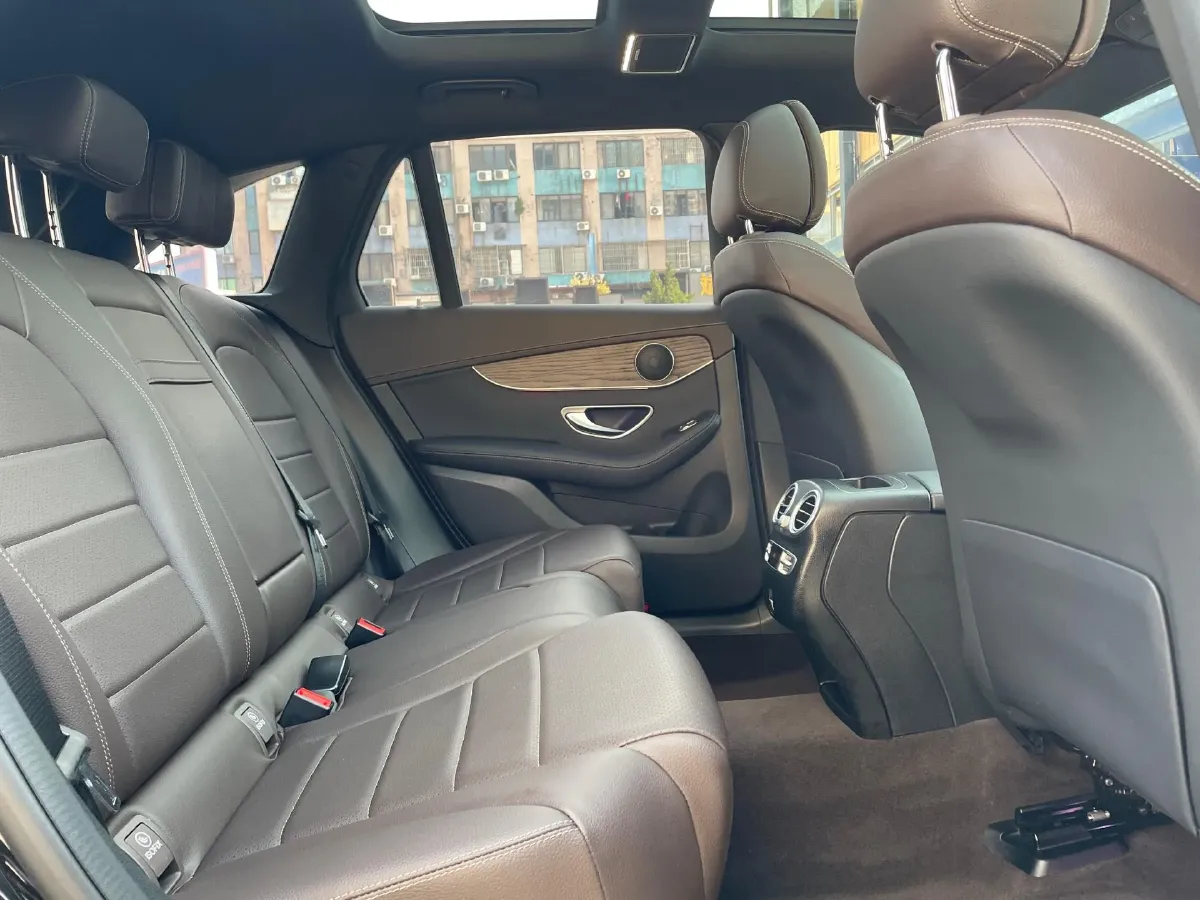 2022 Mercedes-Benz GLC Class 2.0T 258HP L4 9AT,autocango,china used car exporter,china ev exporter,chinese used car exporter,chinese used ev exporter