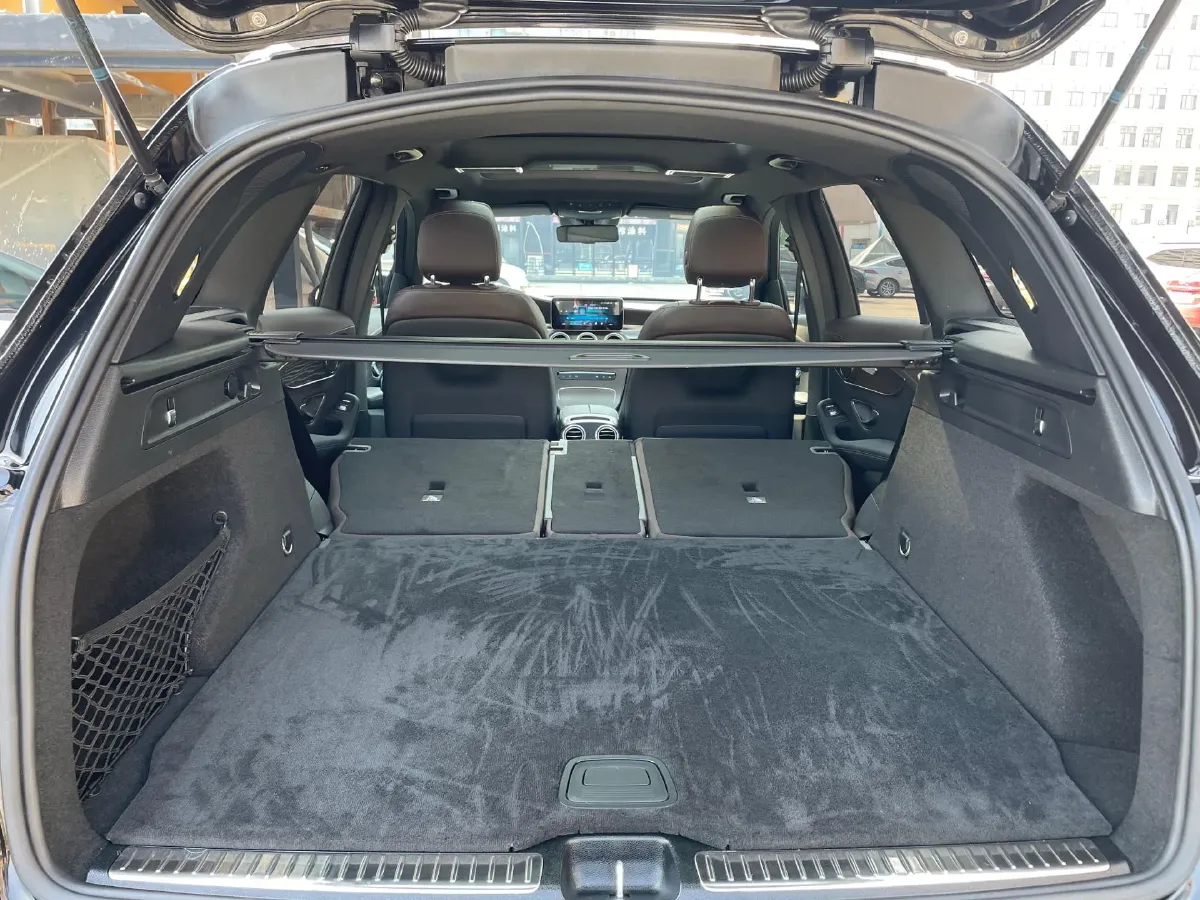 2022 Mercedes-Benz GLC Class 2.0T 258HP L4 9AT,autocango,china used car exporter,china ev exporter,chinese used car exporter,chinese used ev exporter