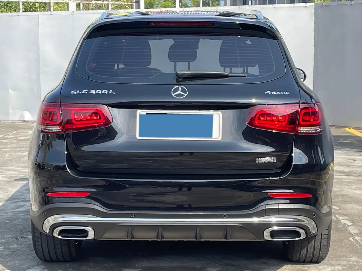 2022 Mercedes-Benz GLC Class 2.0T 258HP L4 9AT,autocango,china used car exporter,china ev exporter,chinese used car exporter,chinese used ev exporter
