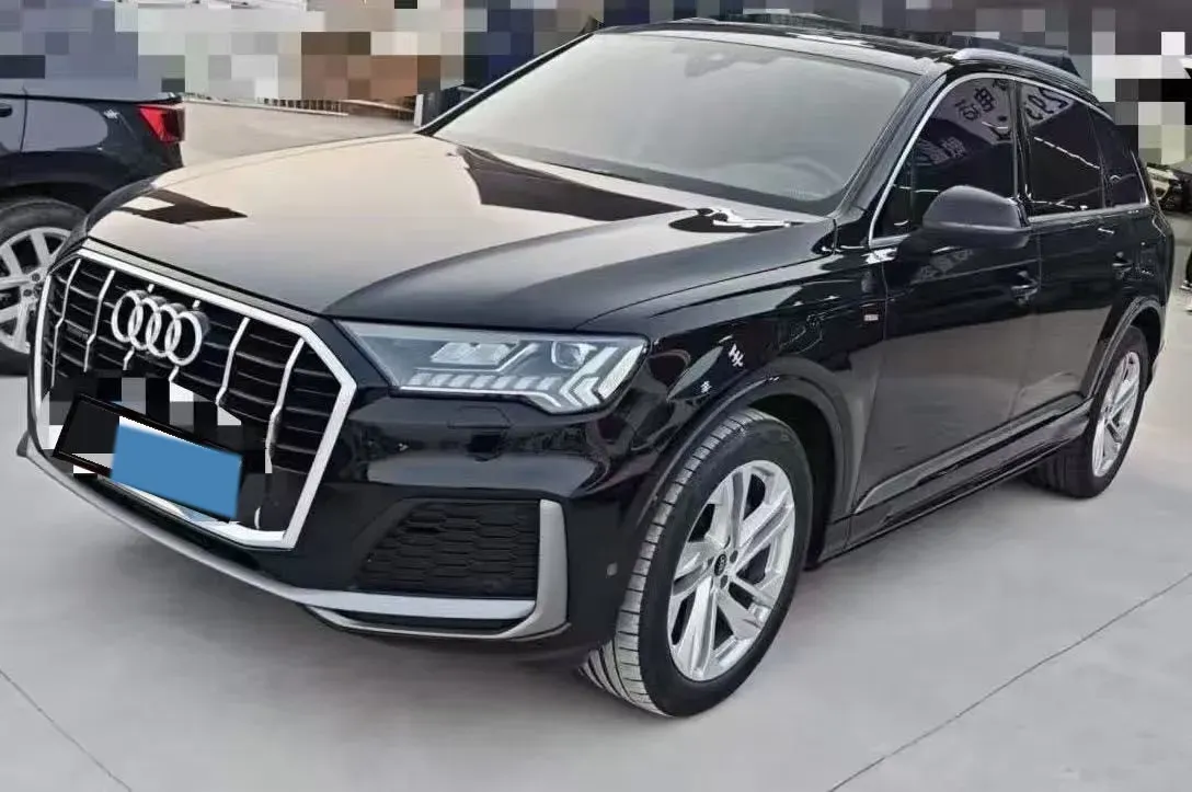2023 Audi Q7 2.0T 265HP L4 8AT,autocango,china used car exporter,china ev exporter,chinese used car exporter,chinese used ev exporter