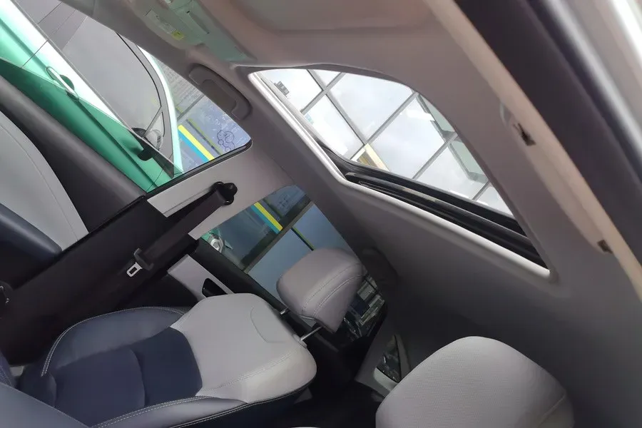 2023 Chevrolet Monza 1.5L 113HP L4 6DCT,autocango,china used car exporter,china ev exporter,chinese used car exporter,chinese used ev exporter