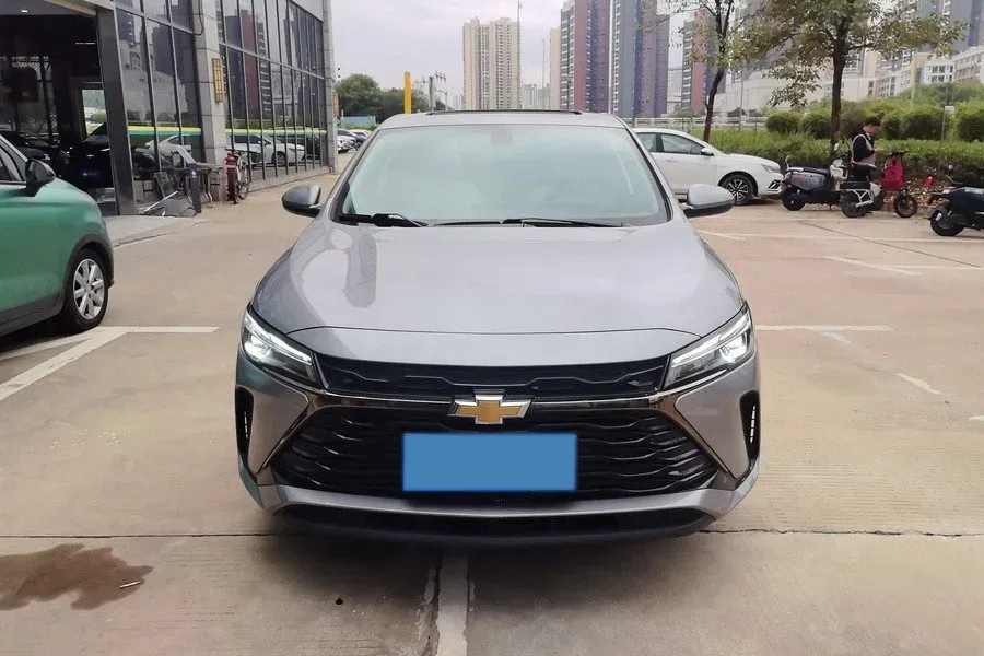 2023 Chevrolet Monza 1.5L 113HP L4 6DCT,autocango,china used car exporter,china ev exporter,chinese used car exporter,chinese used ev exporter