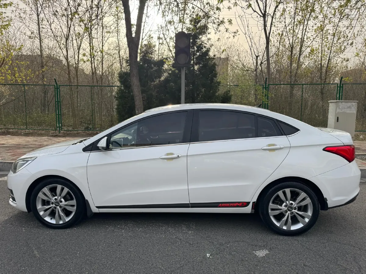 2017 Chery Tiggo 3x 1.5L 106HP L4 4AT,autocango,china used car exporter,china ev exporter,chinese used car exporter,chinese used ev exporter