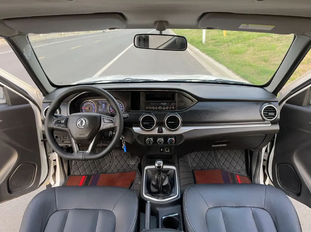 2021 Dongfeng RuiQi 2.4T 165HP L4 5MT,autocango,china used car exporter,china ev exporter,chinese used car exporter,chinese used ev exporter