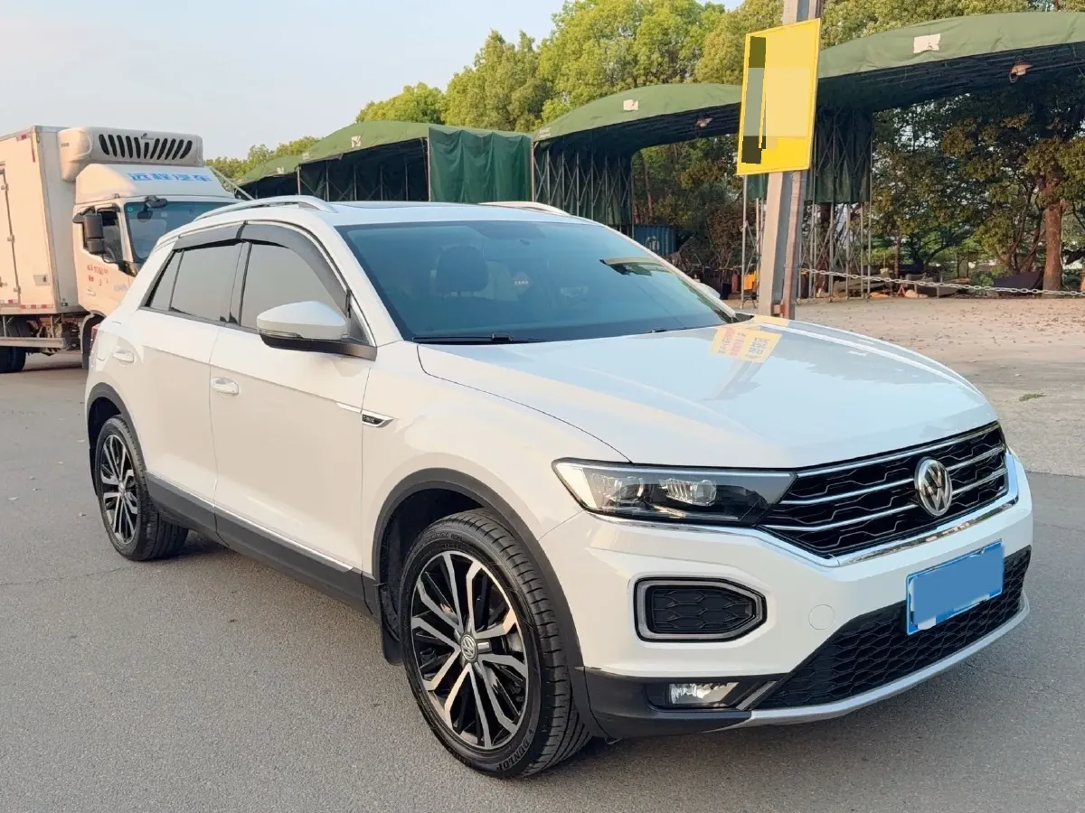 2018 Borgward BX7 2.0T 224HP L4 6AT,autocango,china used car exporter,china ev exporter,chinese used car exporter,chinese used ev exporter