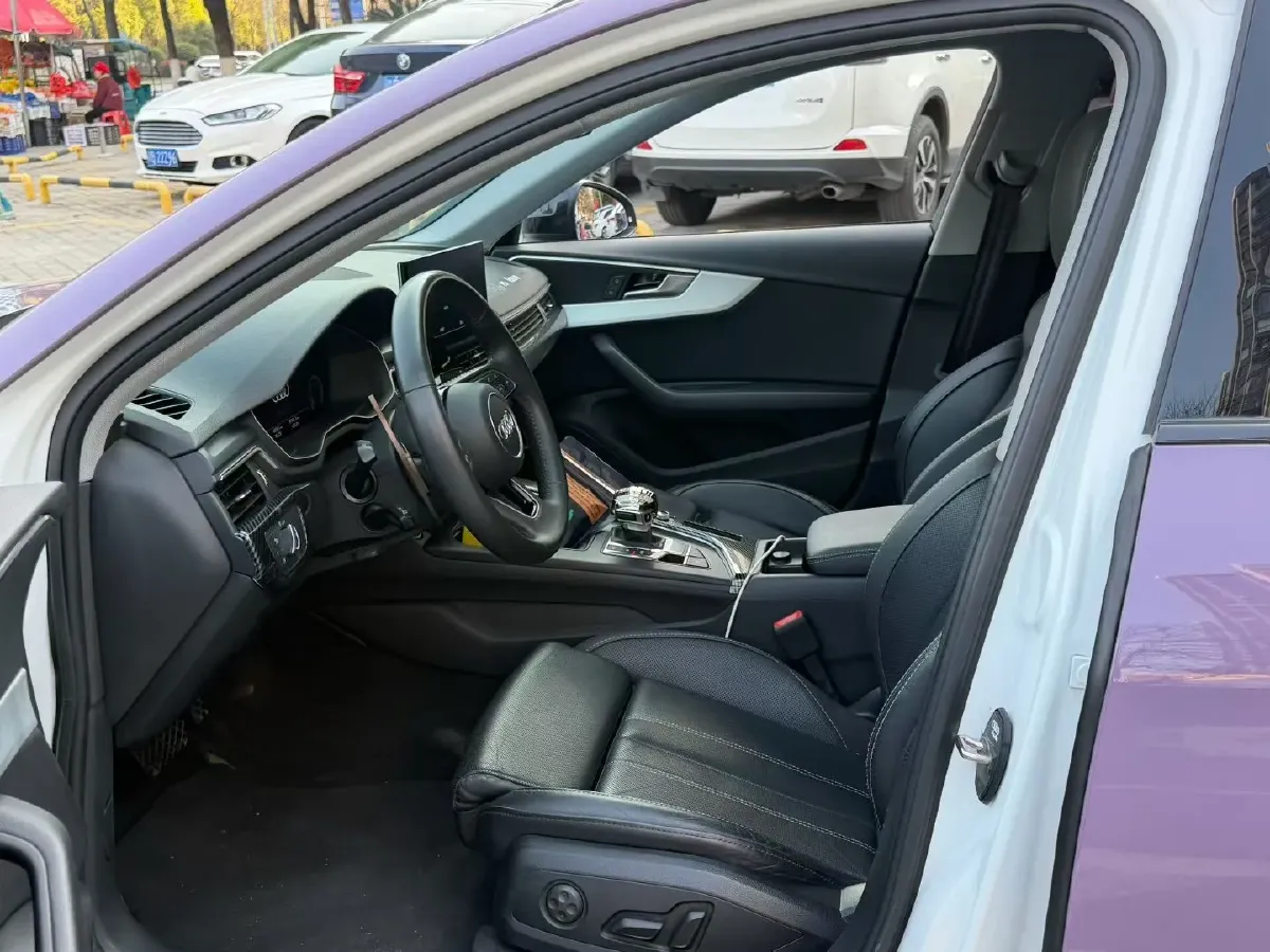 2020 Audi A4L 2.0T 190HP L4 7DCT,autocango,china used car exporter,china ev exporter,chinese used car exporter,chinese used ev exporter