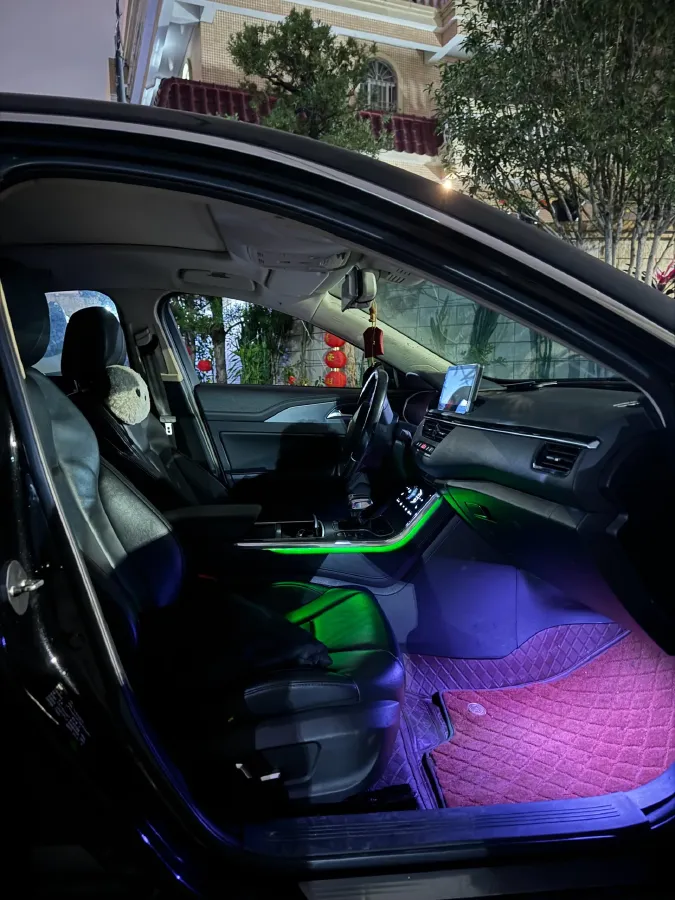 2022 HongQi H5 1.8T 197HP L4 6AT,autocango,china used car exporter,china ev exporter,chinese used car exporter,chinese used ev exporter