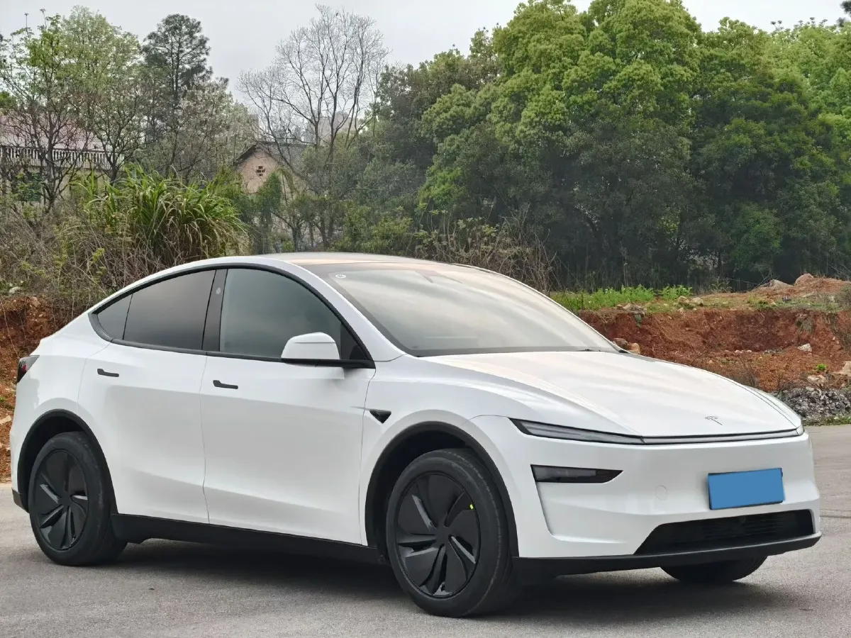 2026 Tesla Model Y BEV,autocango,china used car exporter,china ev exporter,chinese used car exporter,chinese used ev exporter