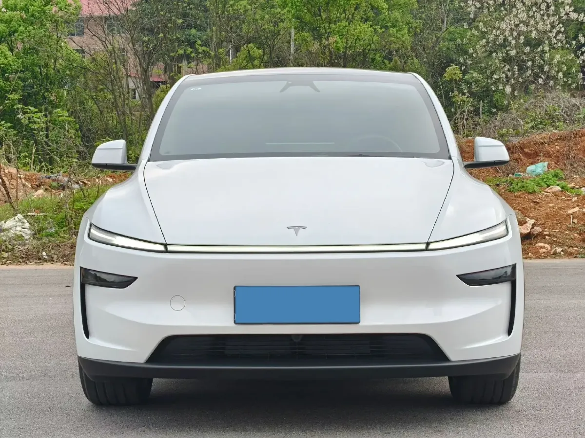 2026 Tesla Model Y BEV,autocango,china used car exporter,china ev exporter,chinese used car exporter,chinese used ev exporter