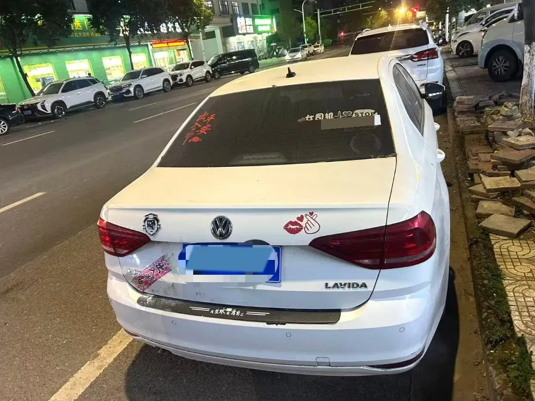 2017 Buick Excelle 1.5L 114HP L4 5MT,autocango,china used car exporter,china ev exporter,chinese used car exporter,chinese used ev exporter