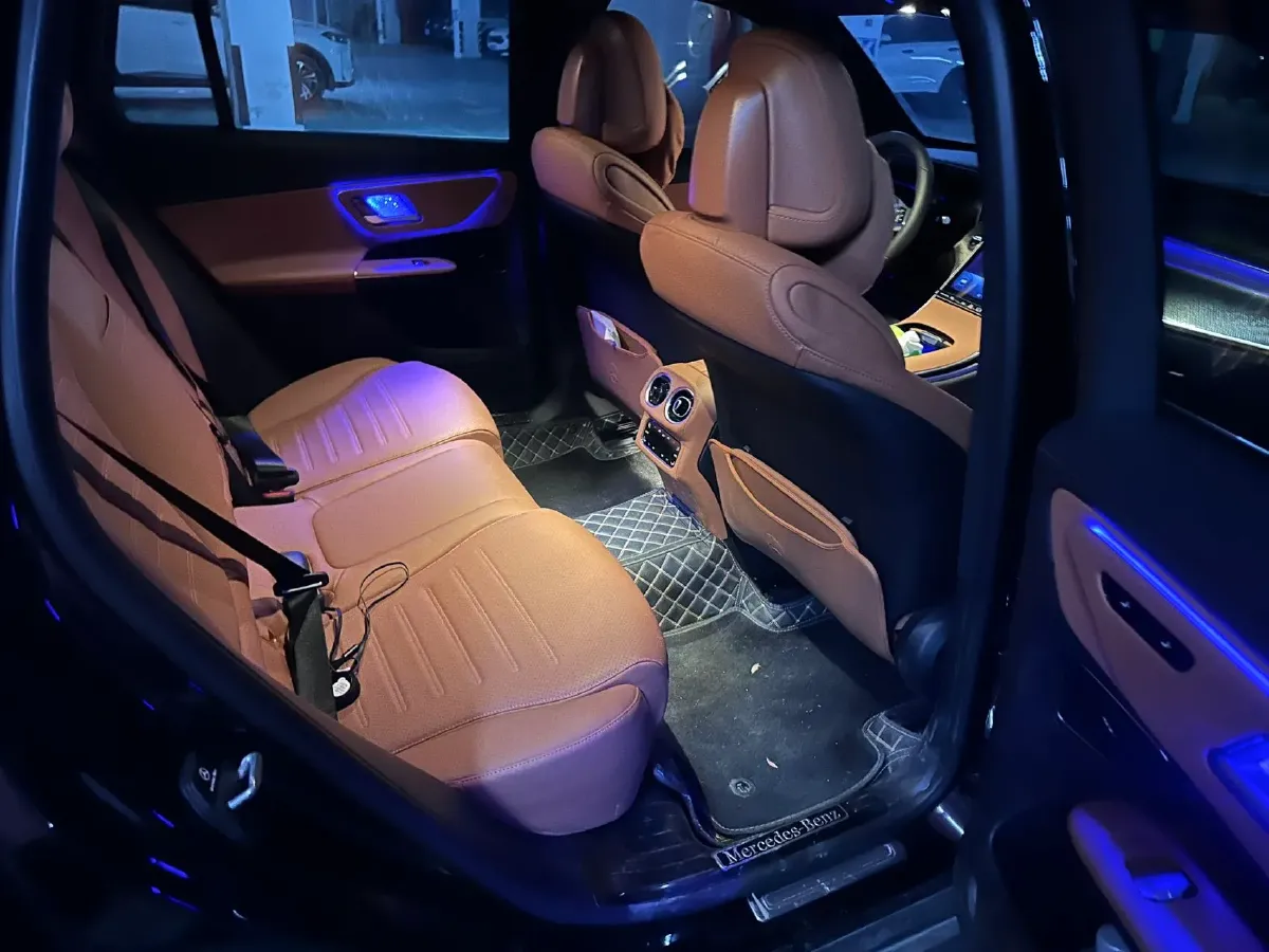 2025 Mercedes-Benz GLC Class 2.0T 204HP L4 9AT,autocango,china used car exporter,china ev exporter,chinese used car exporter,chinese used ev exporter