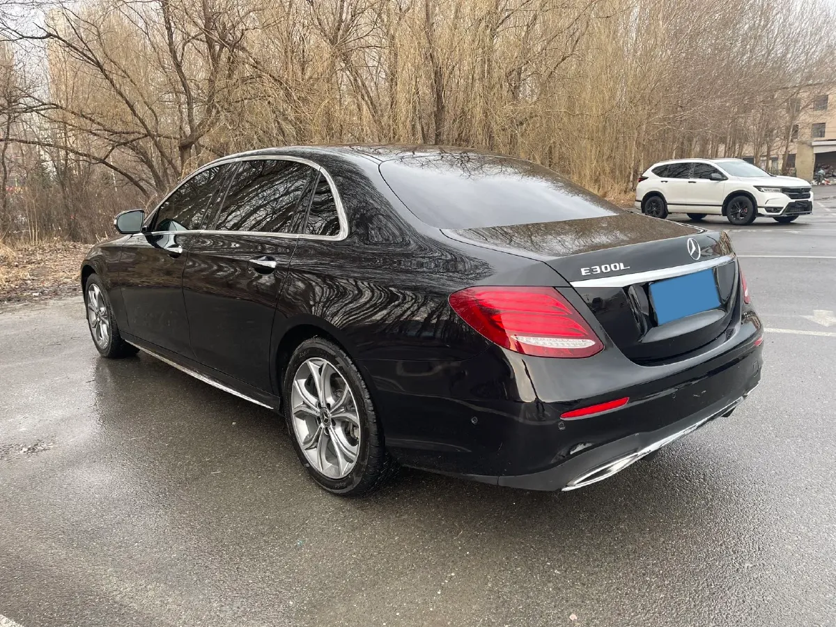 2020 Mercedes-Benz E Class 2.0T 258HP L4 9AT,autocango,china used car exporter,china ev exporter,chinese used car exporter,chinese used ev exporter