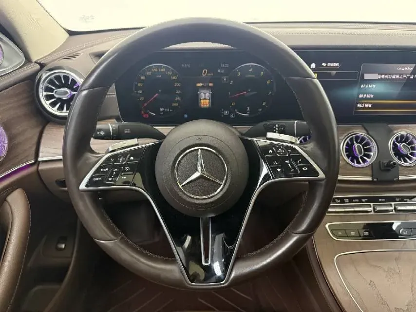 2022 Mercedes-Benz E Class 2.0T 258HP L4 9AT,autocango,china used car exporter,china ev exporter,chinese used car exporter,chinese used ev exporter