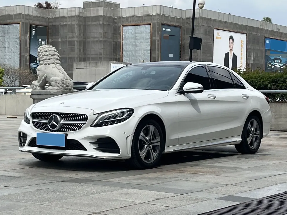2020 Mercedes-Benz C Class 1.5T 184HP L4 9AT,autocango,china used car exporter,china ev exporter,chinese used car exporter,chinese used ev exporter