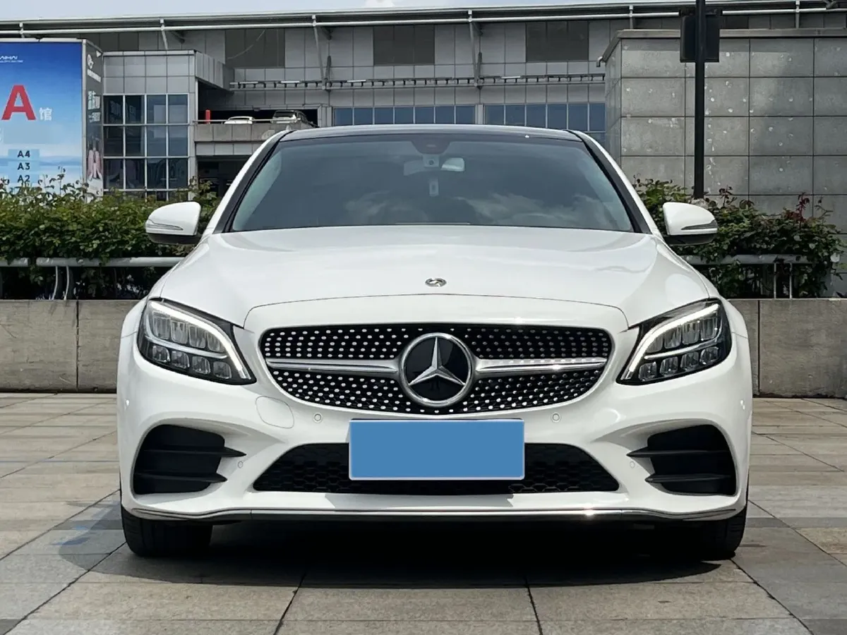 2020 Mercedes-Benz C Class 1.5T 184HP L4 9AT,autocango,china used car exporter,china ev exporter,chinese used car exporter,chinese used ev exporter
