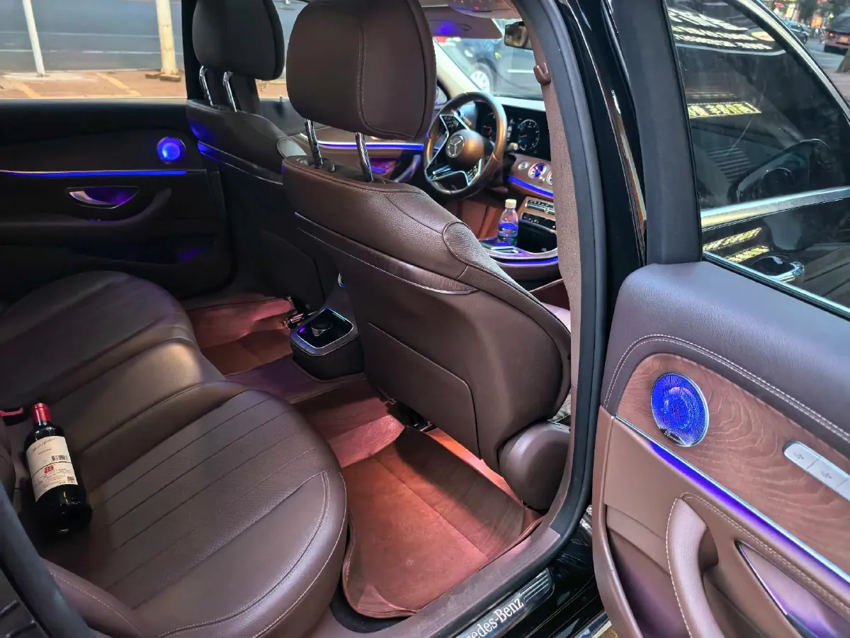 2021 Mercedes-Benz E Class 2.0T 258HP L4 9AT,autocango,china used car exporter,china ev exporter,chinese used car exporter,chinese used ev exporter