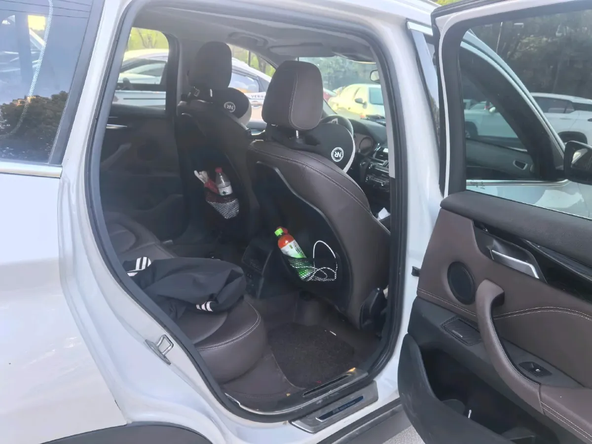 2020 BMW X1 1.5T 140HP L3 7DCT,autocango,china used car exporter,china ev exporter,chinese used car exporter,chinese used ev exporter