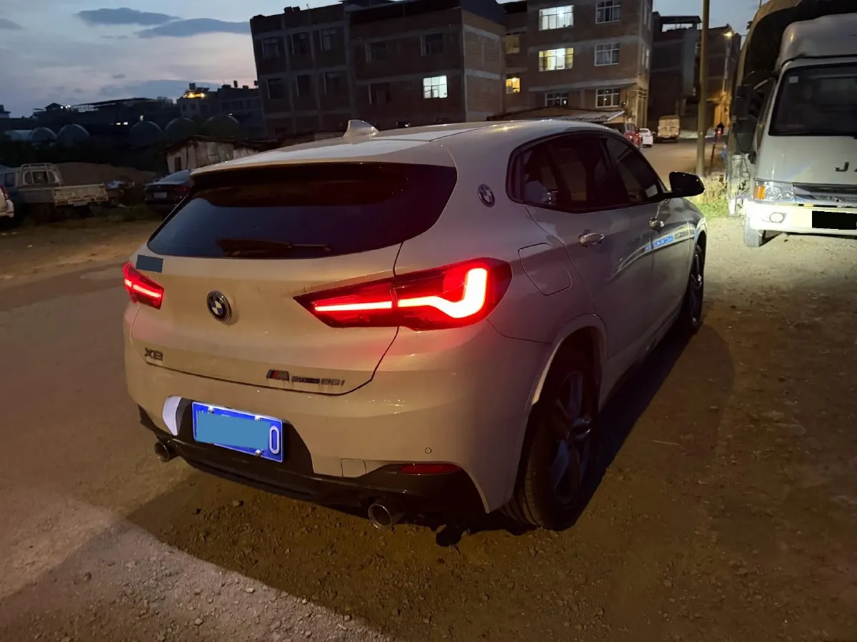 2022 BMW X2 2.0T 192HP L4 7DCT,autocango,china used car exporter,china ev exporter,chinese used car exporter,chinese used ev exporter