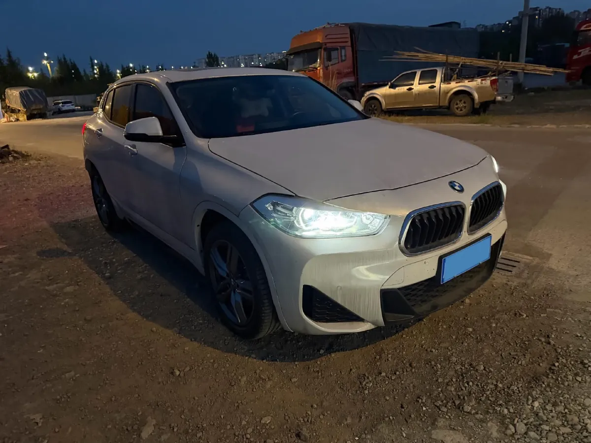2022 BMW X2 2.0T 192HP L4 7DCT,autocango,china used car exporter,china ev exporter,chinese used car exporter,chinese used ev exporter