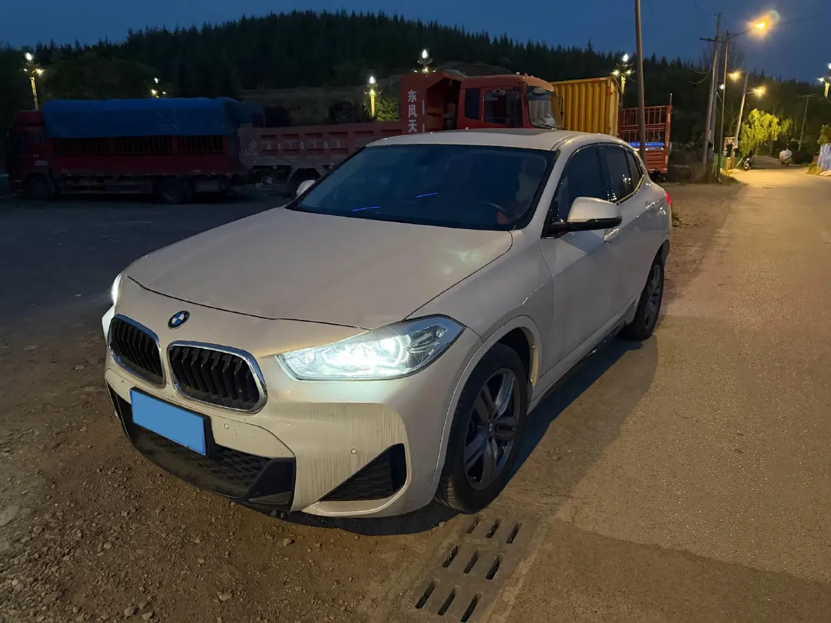 2022 BMW X2 2.0T 192HP L4 7DCT,autocango,china used car exporter,china ev exporter,chinese used car exporter,chinese used ev exporter