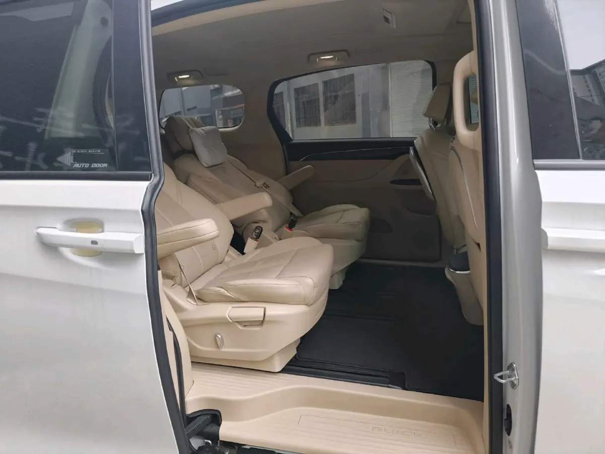 2023 Buick GL8 2.0T 237HP L4 9AT,autocango,china used car exporter,china ev exporter,chinese used car exporter,chinese used ev exporter