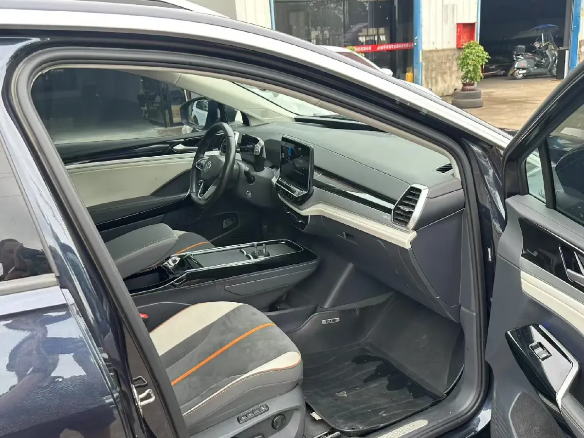 2022 Volkswagen ID.6 Crozz BEV 84.8KWH,autocango,china used car exporter,china ev exporter,chinese used car exporter,chinese used ev exporter