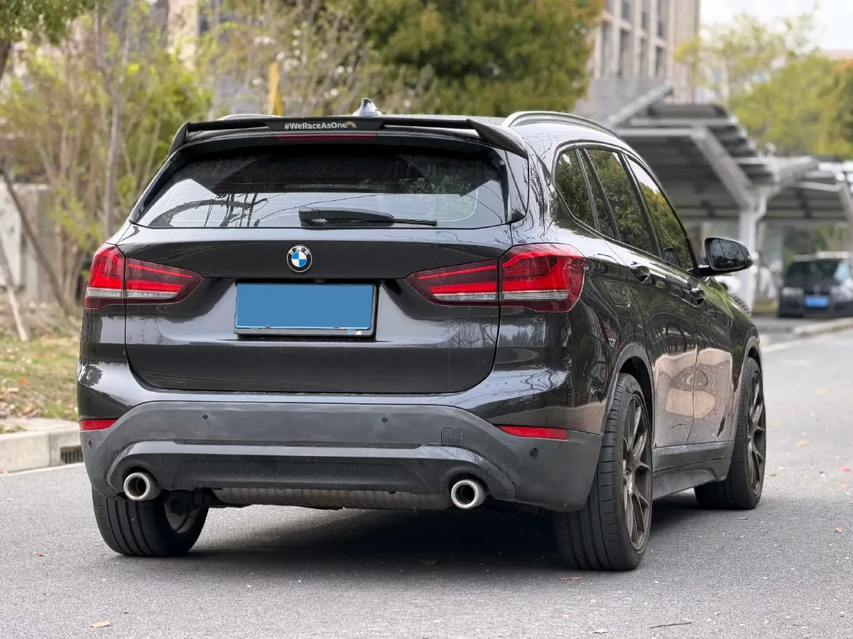 2022 BMW X1 2.0T 192HP L4 7DCT,autocango,china used car exporter,china ev exporter,chinese used car exporter,chinese used ev exporter