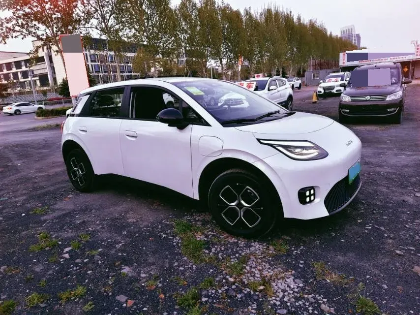 2025 Aion AION UT BEV,autocango,china used car exporter,china ev exporter,chinese used car exporter,chinese used ev exporter