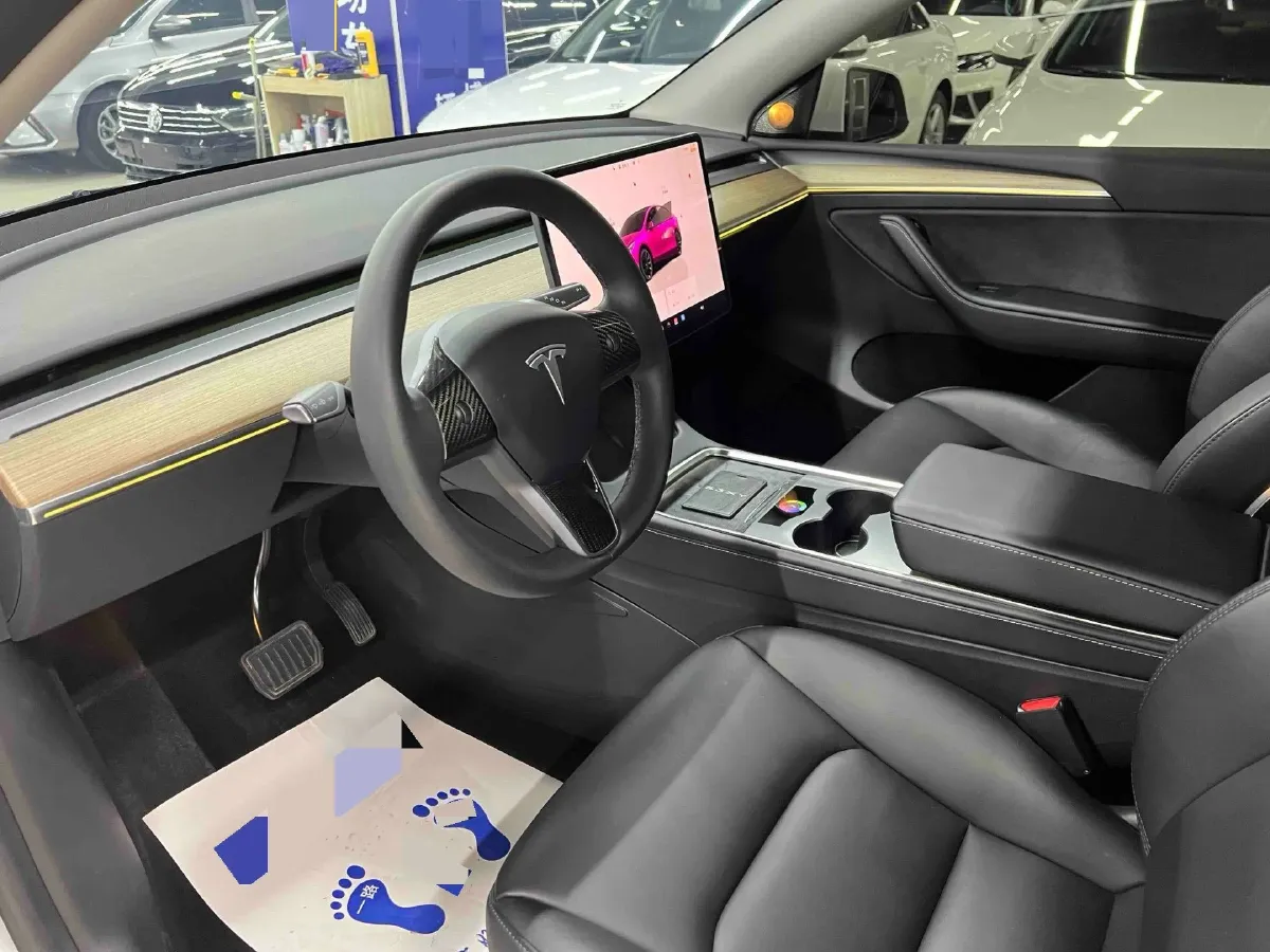 2022 Tesla Model Y BEV 60KWH,autocango,china used car exporter,china ev exporter,chinese used car exporter,chinese used ev exporter