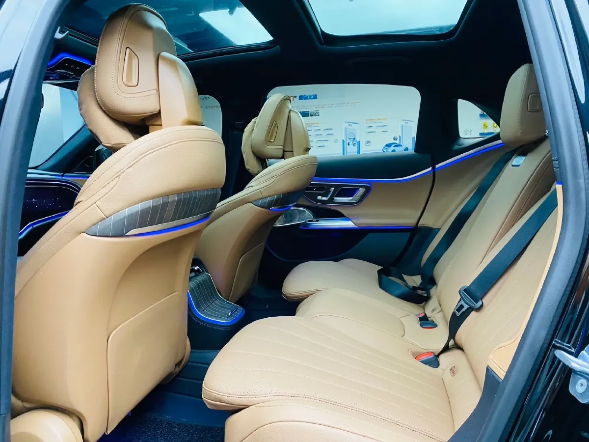 2024 Mercedes-Benz E Class 2.0T 258HP L4 9AT,autocango,china used car exporter,china ev exporter,chinese used car exporter,chinese used ev exporter