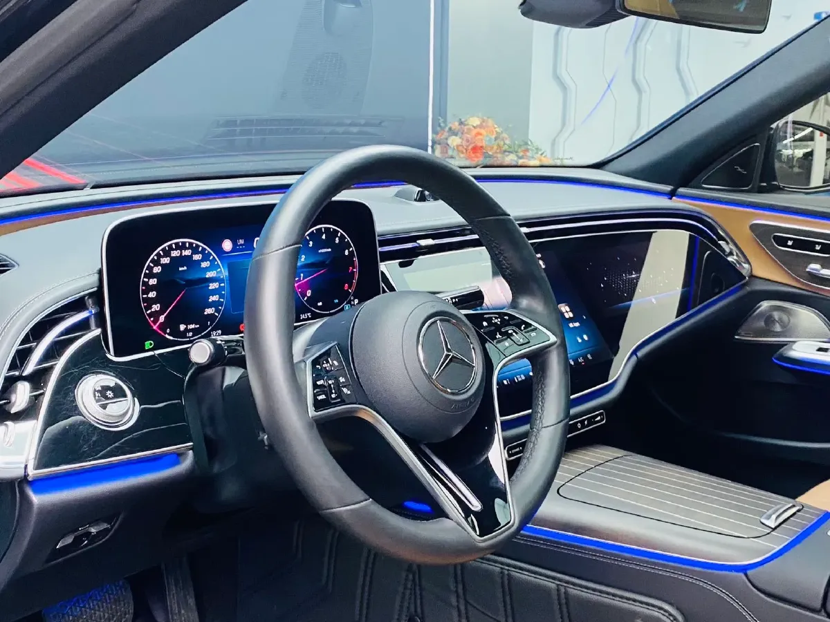 2024 Mercedes-Benz E Class 2.0T 258HP L4 9AT,autocango,china used car exporter,china ev exporter,chinese used car exporter,chinese used ev exporter