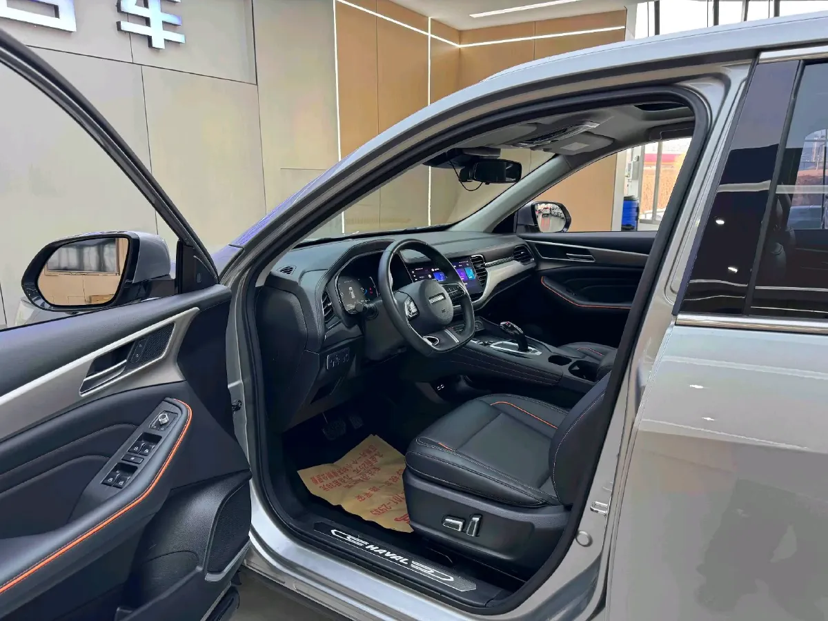 2021 Haval F7 1.5T 169HP L4 7DCT,autocango,china used car exporter,china ev exporter,chinese used car exporter,chinese used ev exporter
