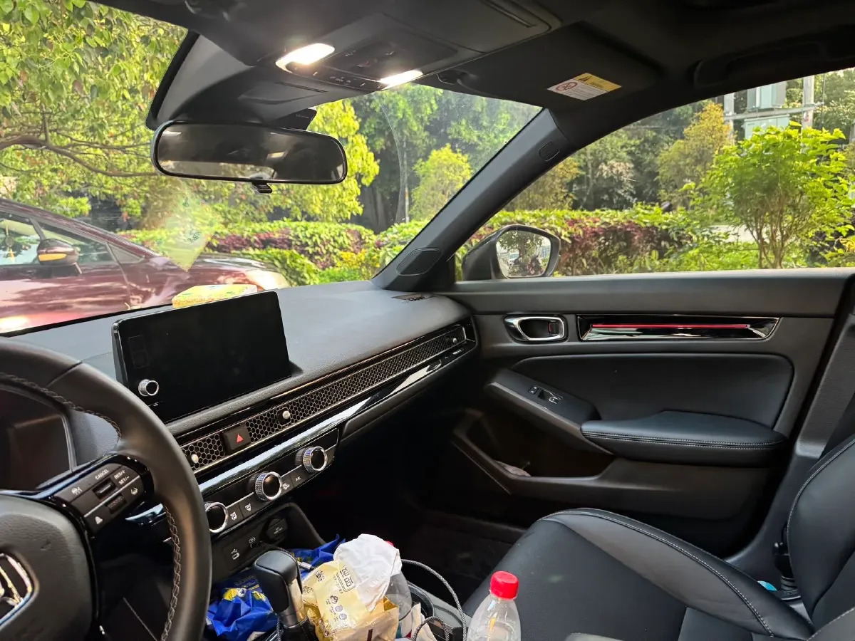 2025 Honda Civic 1.5T 182HP L4 CVT,autocango,china used car exporter,china ev exporter,chinese used car exporter,chinese used ev exporter