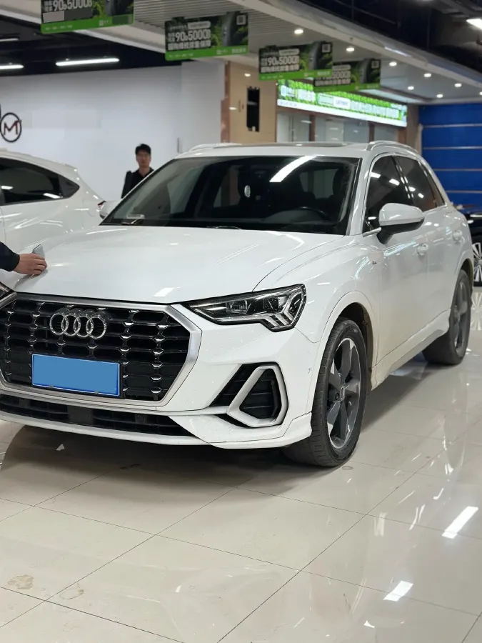 2022 Audi Q3 1.4T 150HP L4 7DCT,autocango,china used car exporter,china ev exporter,chinese used car exporter,chinese used ev exporter