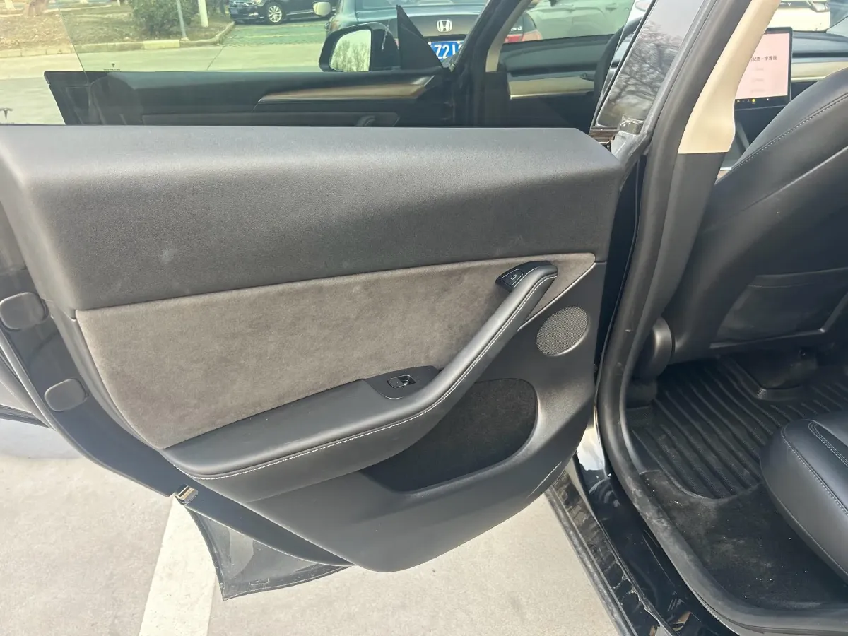 2021 Tesla Model Y BEV 60KWH,autocango,china used car exporter,china ev exporter,chinese used car exporter,chinese used ev exporter