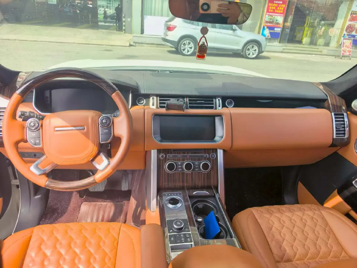 2016 Land Rover Range Rover Evoque 2.0T 241HP L4 9AT,autocango,china used car exporter,china ev exporter,chinese used car exporter,chinese used ev exporter