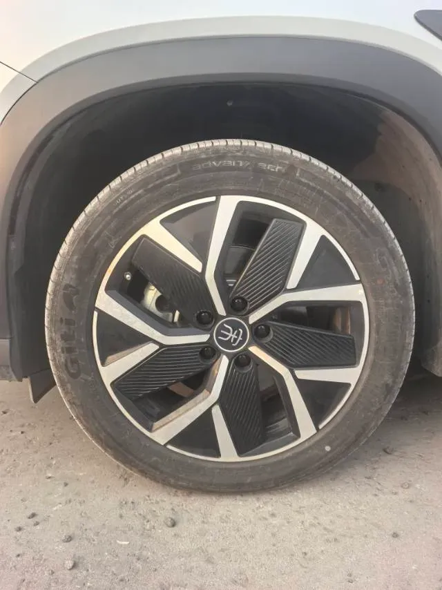 2025 BYD SongL DM-i 1.5L 101HP L4 E-CVT PHEV 18.3KWH,autocango,china used car exporter,china ev exporter,chinese used car exporter,chinese used ev exporter