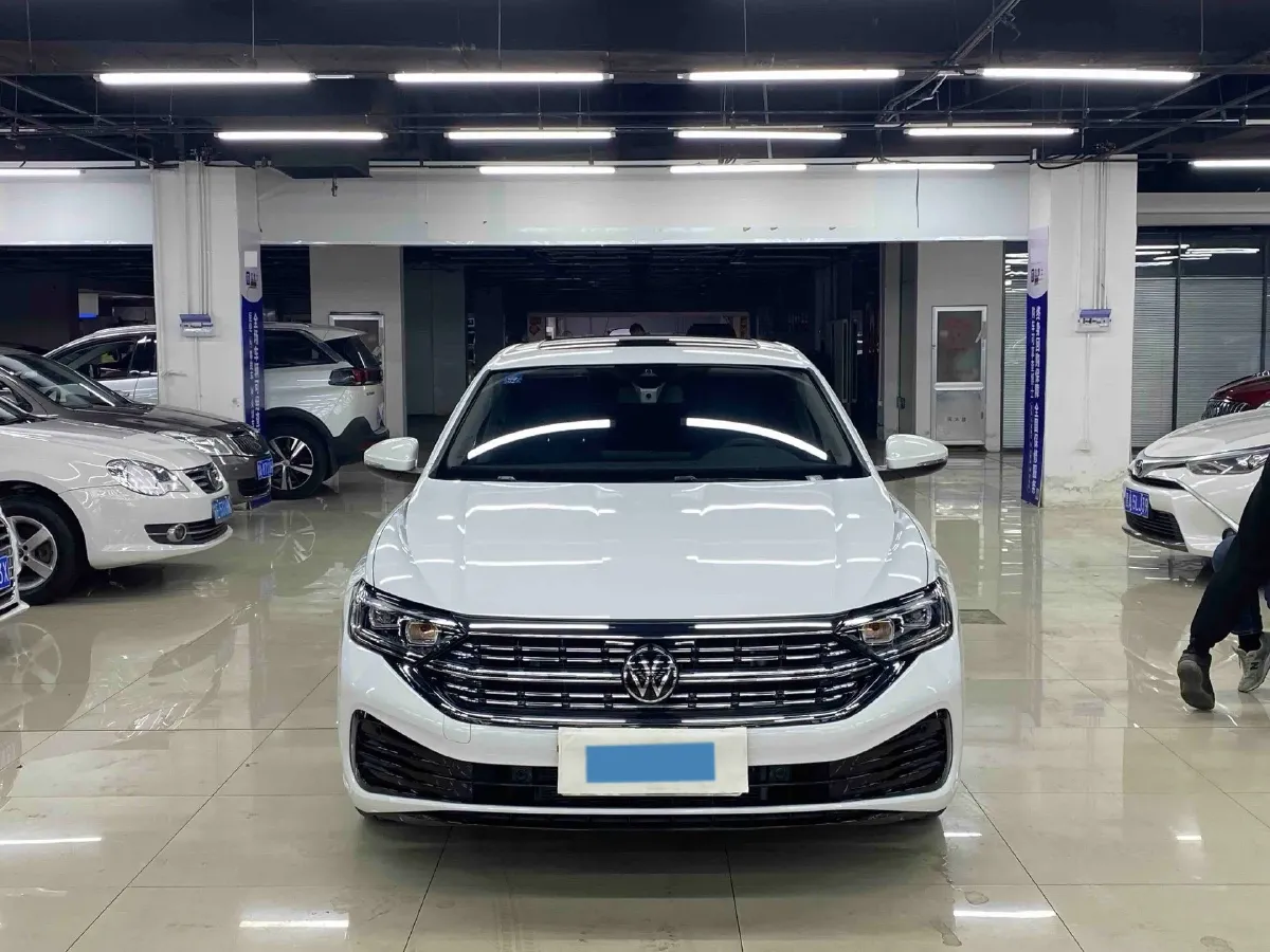 2023 Volkswagen Sagitar 1.5T 160HP L4 7DCT,autocango,china used car exporter,china ev exporter,chinese used car exporter,chinese used ev exporter
