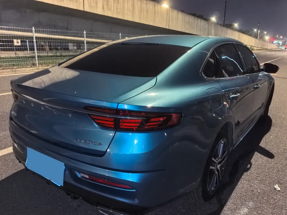 2021 Geely Preface 2.0T 190HP L4 7DCT,autocango,china used car exporter,china ev exporter,chinese used car exporter,chinese used ev exporter