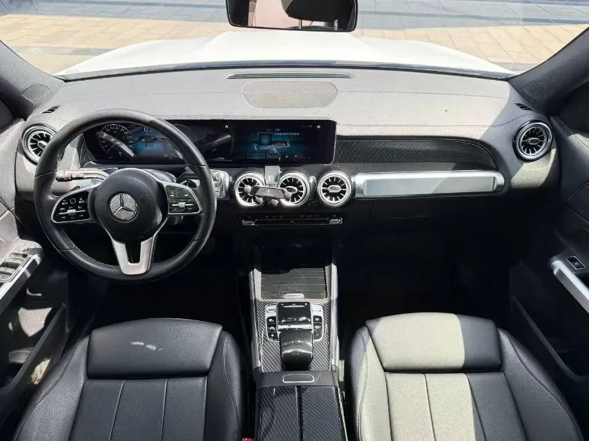 2020 Mercedes-Benz GLB Class 1.3T 163HP L4 7DCT,autocango,china used car exporter,china ev exporter,chinese used car exporter,chinese used ev exporter