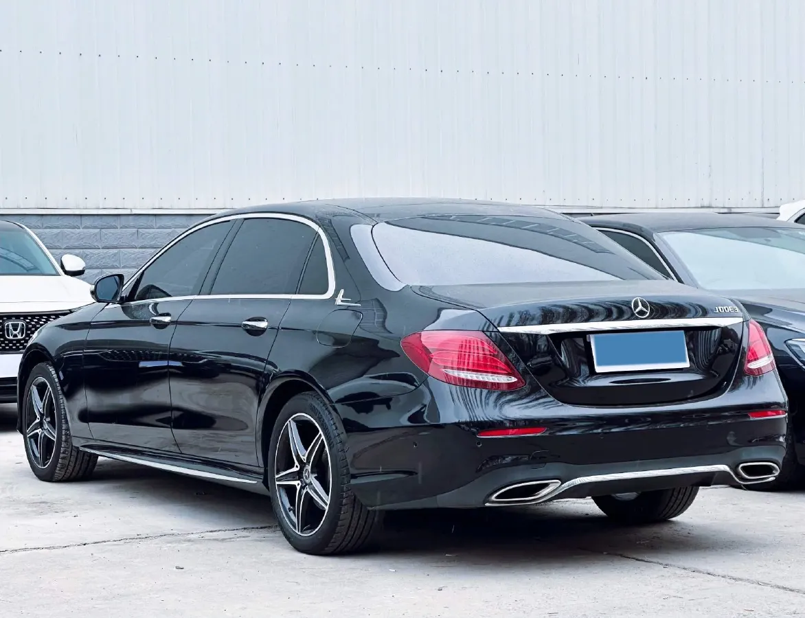 2020 Mercedes-Benz E Class 2.0T 258HP L4 9AT,autocango,china used car exporter,china ev exporter,chinese used car exporter,chinese used ev exporter